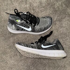 Nike Free RN Flyknit Shoe